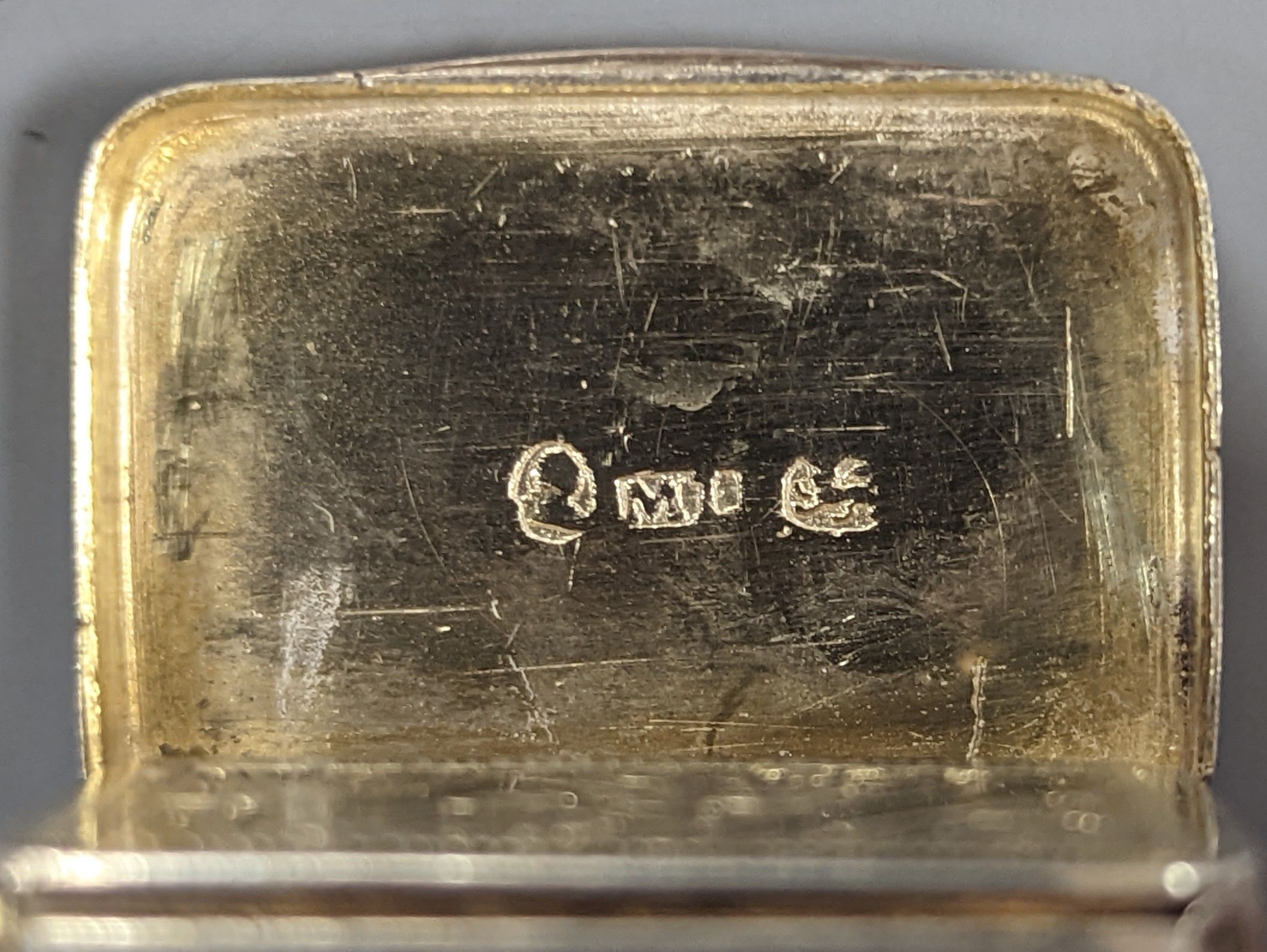 A George III silver vinaigrette, engraved with master and dog, Matthew Linwood, Birmingham, 1811, 30mm.